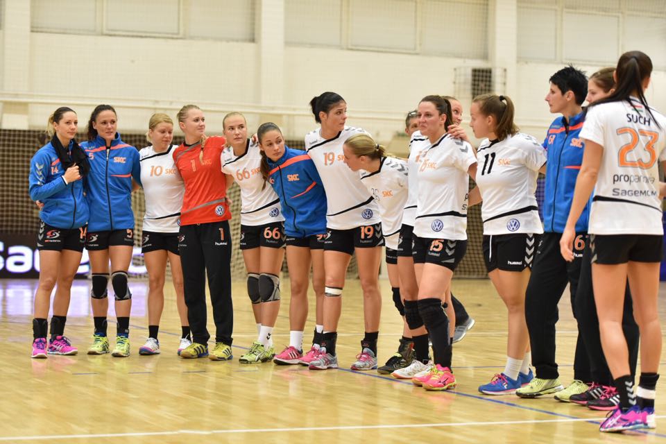 Továbbjutás az EHF-kupában!