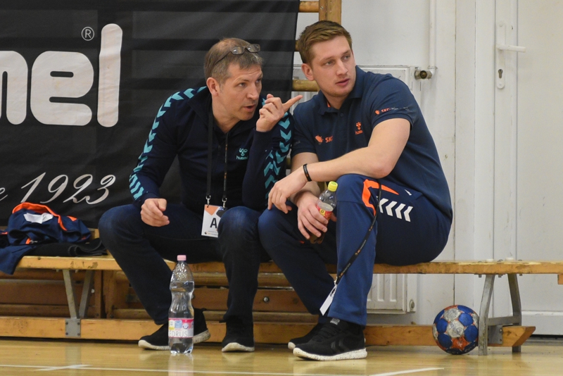 Sportigazgató,tolmács,pályaedző - Pitz András nehéz mérkőzésre számít Fehérváron!