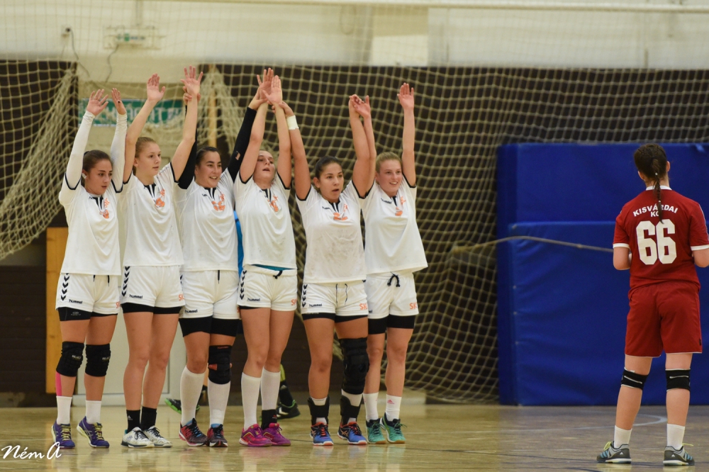 Ifi és junior győzelem a Kisvárda ellen