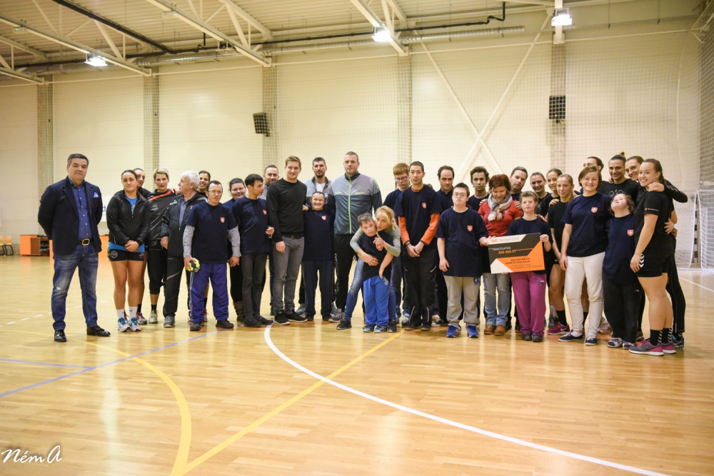 Könnyfakasztó sporttalálkozó sérült gyerekekkel