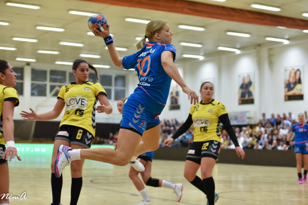 Michaela Hrbková visszatért a Göppingenhez!