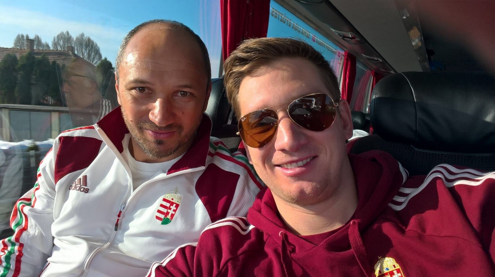 Pitz András sportigazgató és Dr. Kisegyházi Attila csapatorvos is a junior válogatott stábjában
